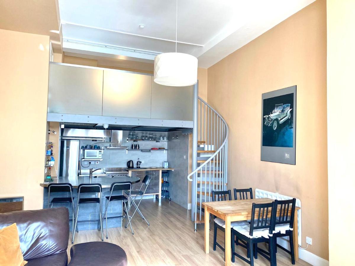 Royal Mile Mansions By Edinburgh City Apartments Exteriör bild